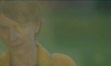 The Elusive (Ce qui échappe) - by Ely Chevillot